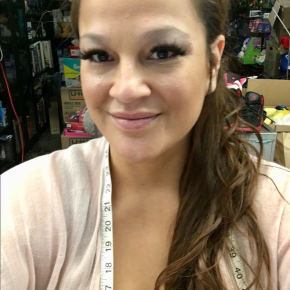 Meet your Posher, Ashley - Picture 4 of 5